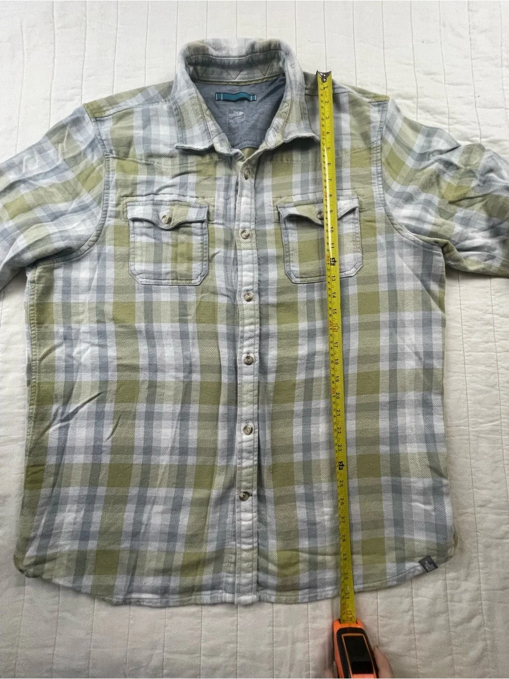 The North Face Men's Plaid Button-Down Shirt in Olive and Gray XL